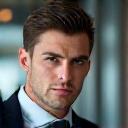 Alexandru Stoica, un bărbat de 35 de ani, cu o expresie concentrată și inteligentă.
